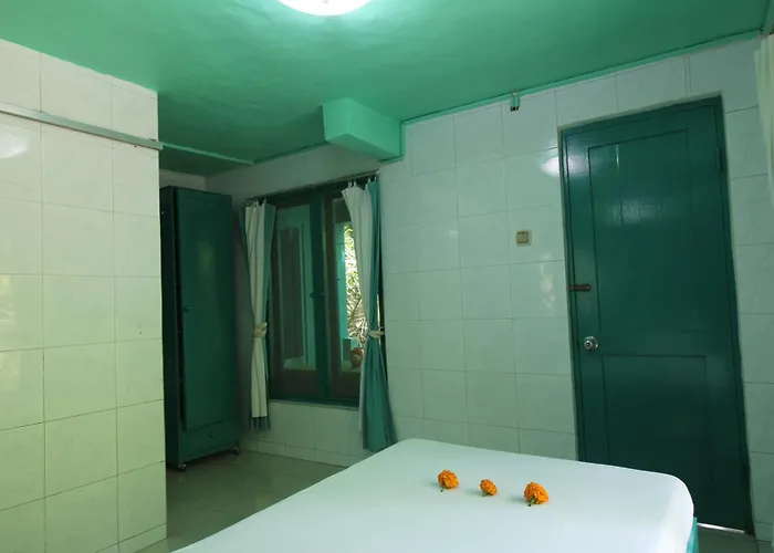 Hotel Belvilla Padma Legian Near Monkey Forestnearubud Palace 4*