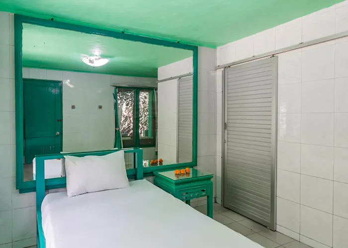 Hotel Belvilla Padma Legian Near Monkey Forestnearubud Palace